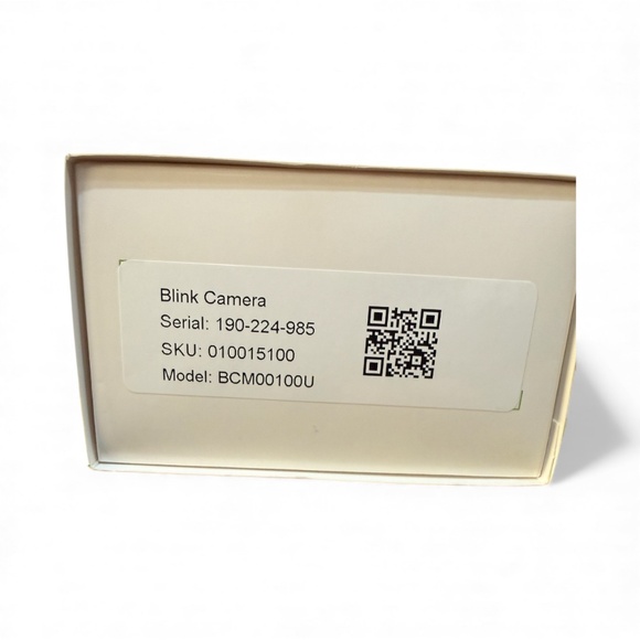 Blink Camera and Sync Module -  NEW - Picture 2 of 2